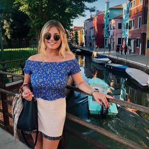 Meet your Posher, Meg